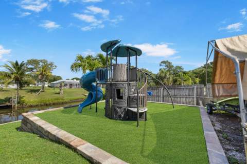 121 NE Naranja Avenue, Port St. Lucie FL - photo 9 of 84