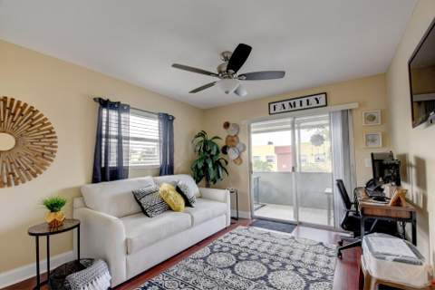 661 Flanders #661, Delray Beach FL - photo 15 of 24