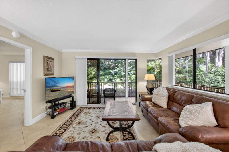2 bedroom Condominium at 112 Brackenwood Road, Golf Villas Condo, Palm Beach Gardens — photo 3