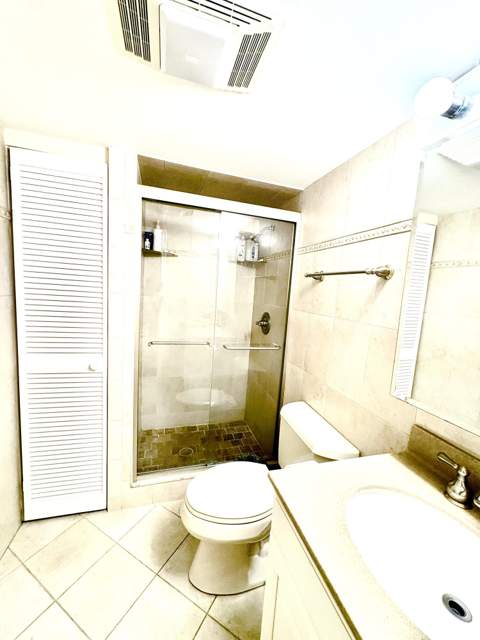 30 Plymouth C, West Palm Beach FL - photo 7 of 25