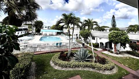 30 Plymouth C, West Palm Beach FL - photo 9 of 25