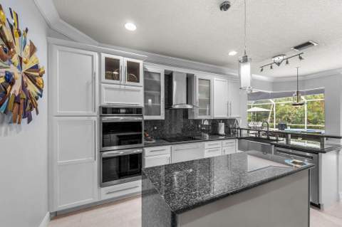 2981 NW Windemere Drive, Jensen Beach FL - photo 11 of 54
