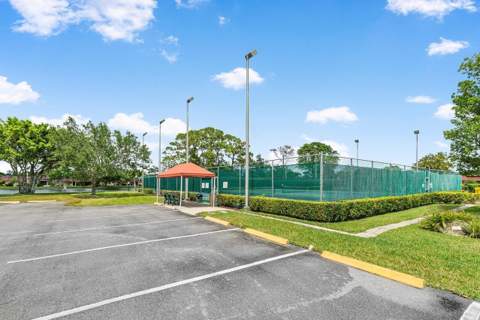 852 Salem Lane, Lake Worth FL - photo 18 of 21
