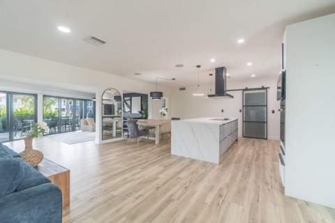 2878 NE 26th Street, Fort Lauderdale FL - photo 6 of 40