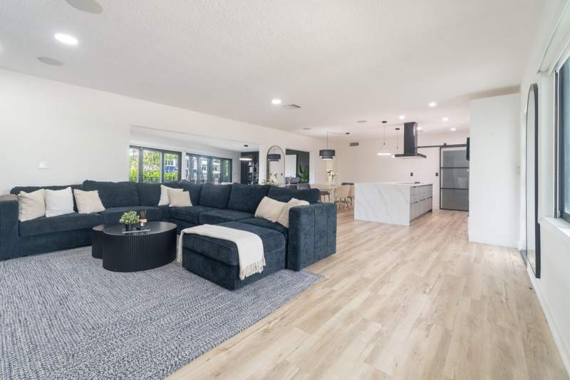 6 bedroom Single Family Residence at 2878 NE 26th Street, Coral Ridge Galt Add, Fort Lauderdale — photo 3