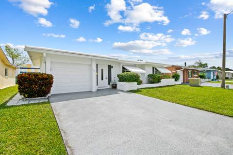 4524 NW 43rd Avenue, Tamarac FL - photo 23 of 27
