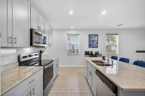 1700 Lindley Street, Mangonia Park FL - photo 9 of 46
