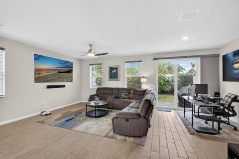 1700 Lindley Street, Mangonia Park FL - photo 18 of 46
