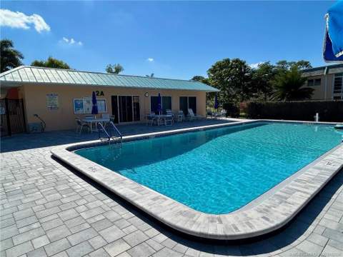 2950 SE Ocean Boulevard #8-6, Stuart FL - photo 16 of 19