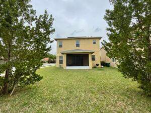 4 bedroom Single Family Residence at 1300 NW Fiorenza Court, Vizcaya Falls Plat 1, Port St. Lucie — photo 5