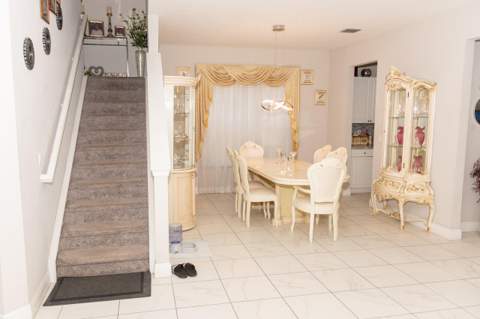 1300 NW Fiorenza Court, Port St. Lucie FL - photo 17 of 23