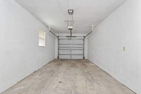 1211 NW 44th Street, Deerfield Beach FL - photo 17 of 24