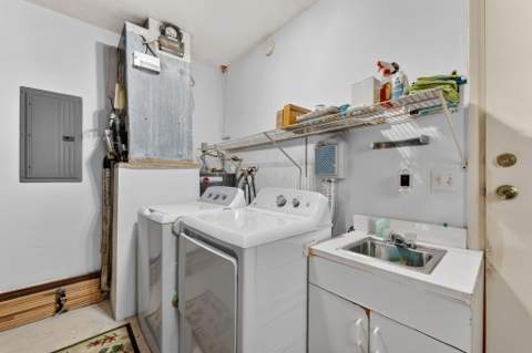 1211 NW 44th Street, Deerfield Beach FL - photo 18 of 24