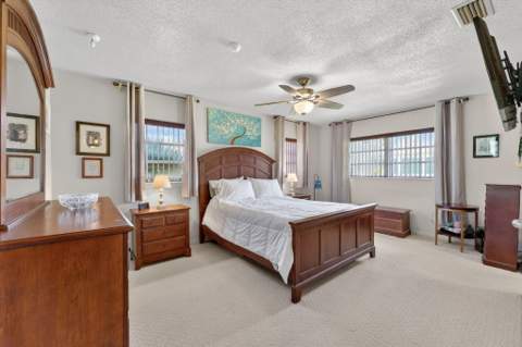1211 NW 44th Street, Deerfield Beach FL - photo 12 of 24