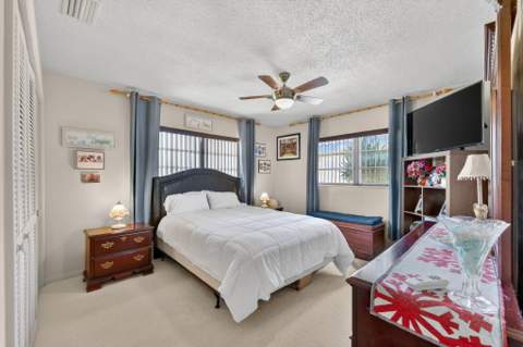 1211 NW 44th Street, Deerfield Beach FL - photo 15 of 24