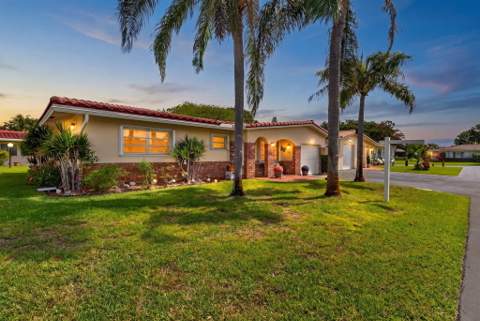 1211 NW 44th Street, Deerfield Beach FL - photo 20 of 24