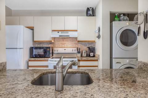 6537 SE Federal Highway #101, Stuart FL - photo 8 of 22