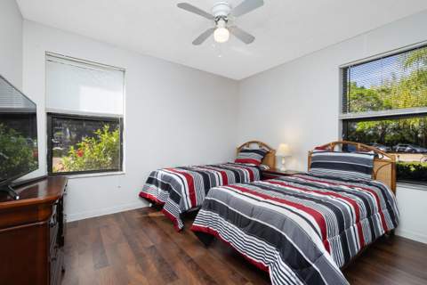 6537 SE Federal Highway #101, Stuart FL - photo 16 of 22