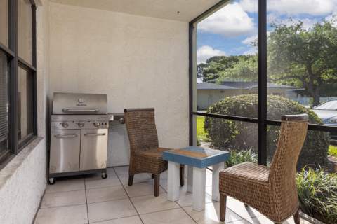 6537 SE Federal Highway #101, Stuart FL - photo 18 of 22
