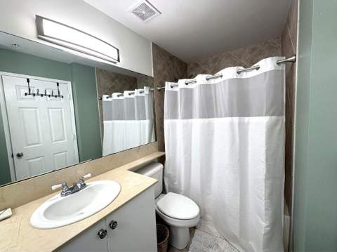 146 Moorings Drive, Lantana FL - photo 17 of 27
