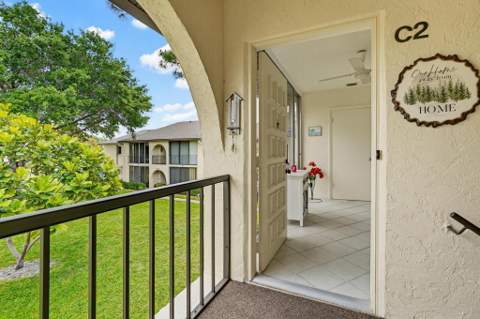 119 Lake Pine Circle #C-2, Greenacres FL - photo 17 of 21