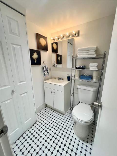 266 Oakridge P #266, Deerfield Beach FL - photo 12 of 34