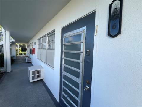 266 Oakridge P #266, Deerfield Beach FL - photo 15 of 34