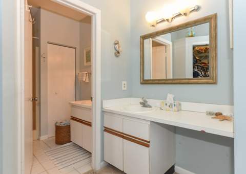 1637 NE Nautical Place #802, Jensen Beach FL - photo 18 of 33