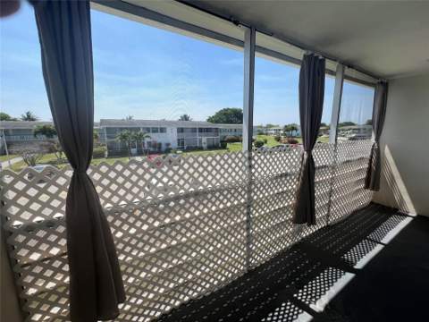 258 Markham L #258, Deerfield Beach FL - photo 13 of 36