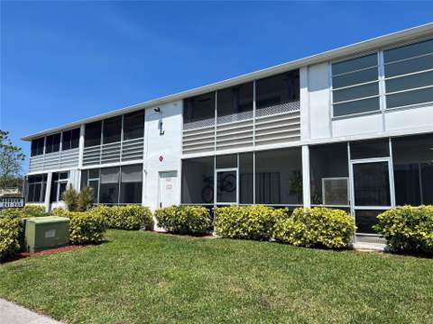 258 Markham L #258, Deerfield Beach FL - photo 15 of 36
