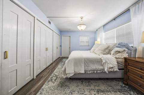 40 Isle Of Venice Drive #9, Fort Lauderdale FL - photo 16 of 35