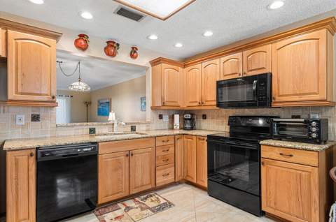 3409 SE 8th Street #6, Pompano Beach FL - photo 15 of 49