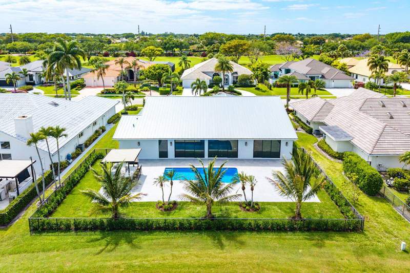 4 bedroom Single Family Residence at 4887 Bocaire Boulevard, Bocaire Country Club, Boca Raton — photo 4