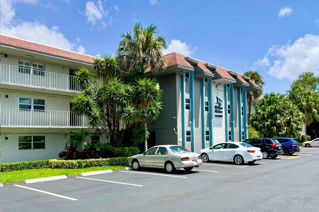 Hidden Harbor Condominium