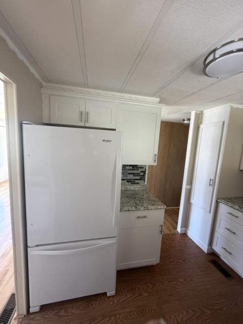 463 Onyx Way, Jensen Beach FL - photo 11 of 41