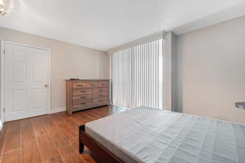 2400 Presidential Way #1206, West Palm Beach FL - photo 23 of 39