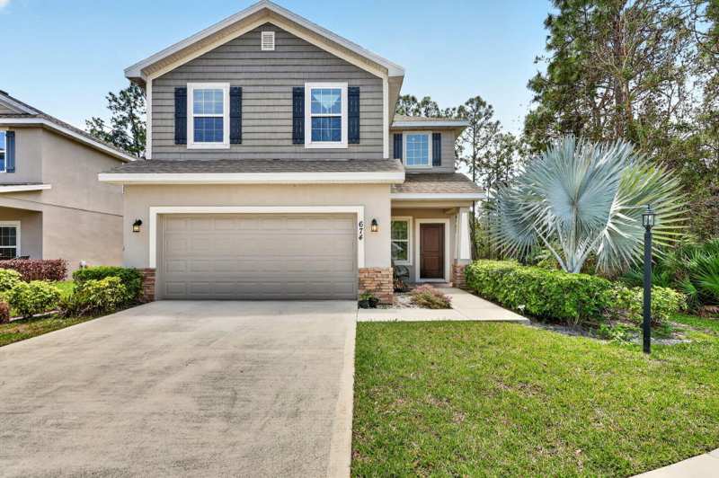 4 bedroom Single Family Residence at 674 NE Turtleback Trail, River Place On The St Lucie No 10 1st Replat, Port St. Lucie — photo 1