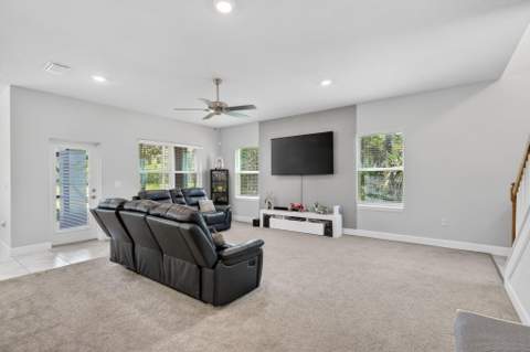 674 NE Turtleback Trail, Port St. Lucie FL - photo 7 of 40