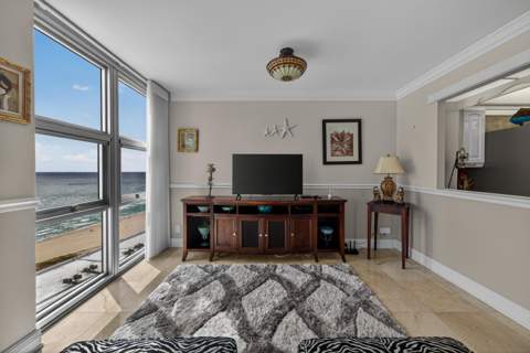531 N Ocean Boulevard #1811, Pompano Beach FL - photo 18 of 52