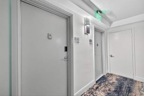 531 N Ocean Boulevard #1811, Pompano Beach FL - photo 9 of 52