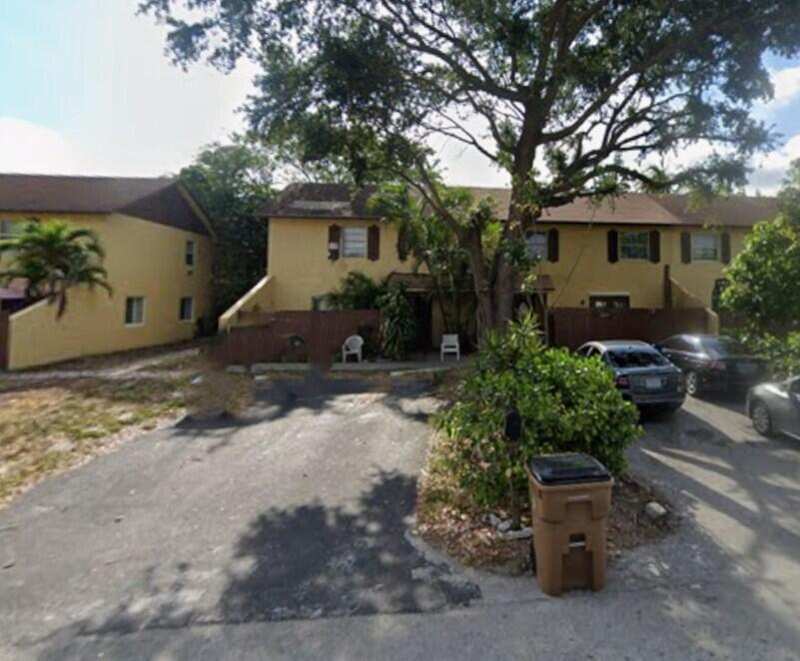 4 bedroom Townhouse at 4346 NW 4th Avenue, Lake Island, Deerfield Beach — photo 1