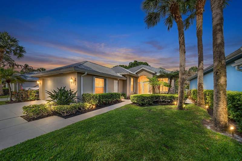 3 bedroom Single Family Residence at 2857 SW Brighton Way, The Meadows At Martin Downs, Palm City — photo 2