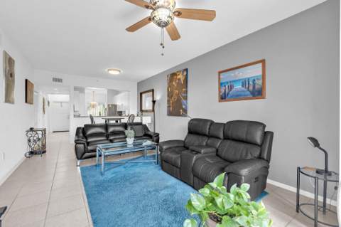 7735 Yardley Drive #305, Tamarac FL - photo 15 of 67
