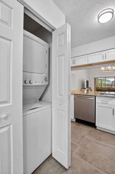 3693 Arelia Drive, Delray Beach FL - photo 16 of 52