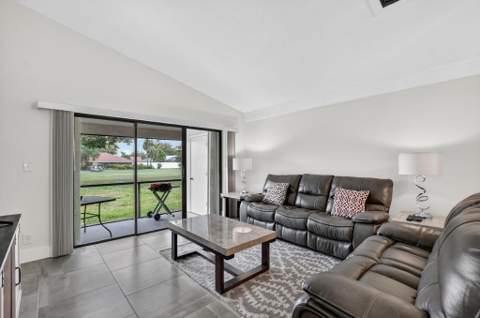 3693 Arelia Drive, Delray Beach FL - photo 9 of 52
