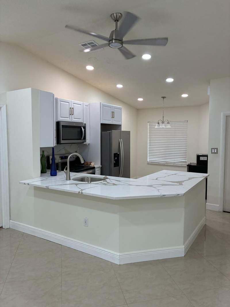 3 bedroom Single Family Residence at 465 NW 20th Avenue, Hunters Run 154-29 B, Pompano Beach — photo 5
