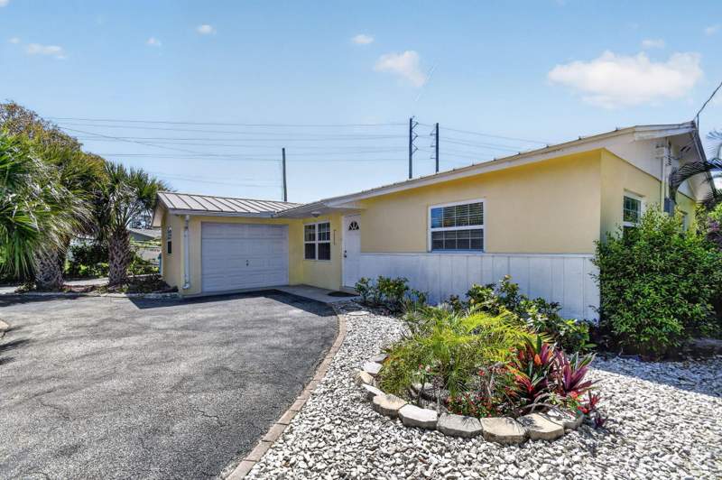 3 bedroom Single Family Residence at 1006 SW 28th Avenue, Golfview Harbour 1st Sec, Boynton Beach — photo 4