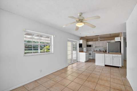 1006 SW 28th Avenue, Boynton Beach FL - photo 20 of 70