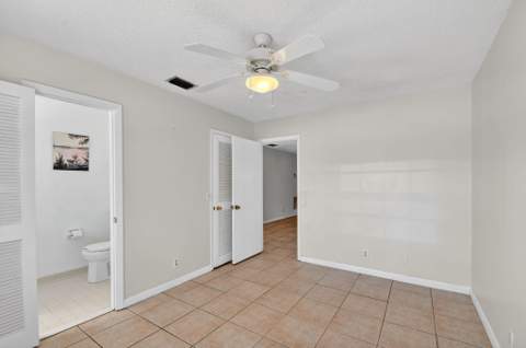 1006 SW 28th Avenue, Boynton Beach FL - photo 24 of 70