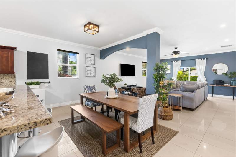 4 bedroom Single Family Residence at 1500 SW 20th Street, River Oaks, Fort Lauderdale — photo 4